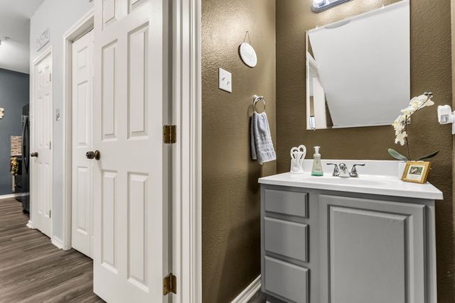 1125 Kathy Lane 8, Lewisville, TX 75067