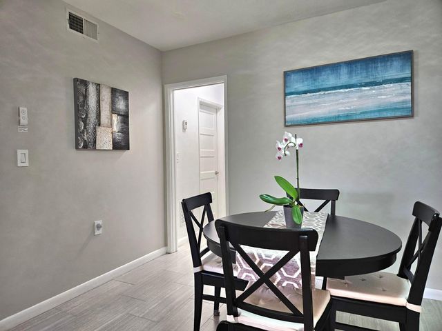 3204 SE 11th Street 106, Pompano Beach, FL 33062