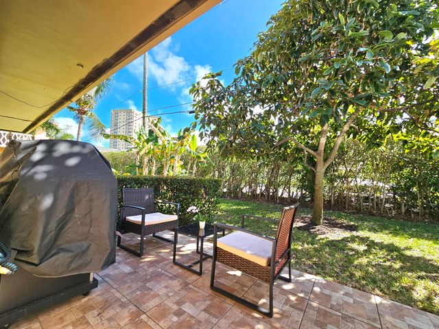 3204 SE 11th Street 106, Pompano Beach, FL 33062