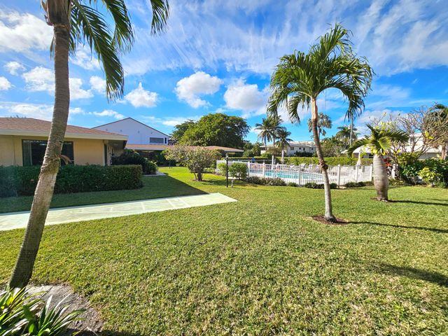 3204 SE 11th Street 106, Pompano Beach, FL 33062