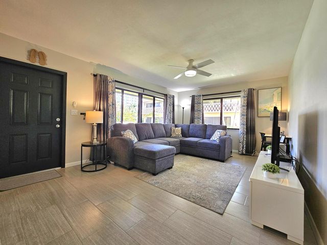 3204 SE 11th Street 106, Pompano Beach, FL 33062