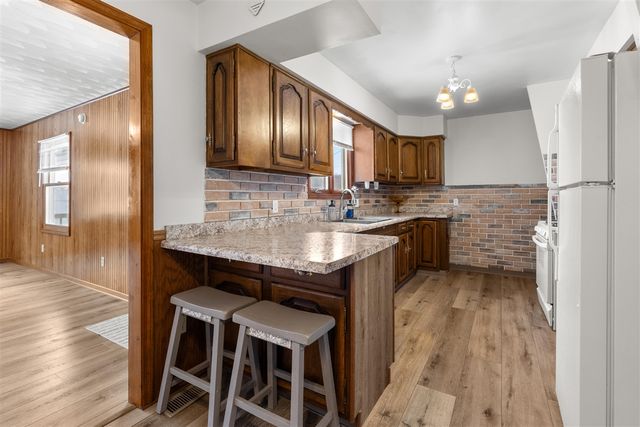 29324 58th Avenue, Paw Paw, MI 49079