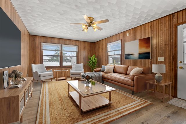 29324 58th Avenue, Paw Paw, MI 49079