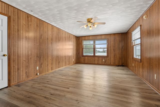 29324 58th Avenue, Paw Paw, MI 49079