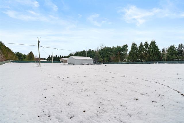 29324 58th Avenue, Paw Paw, MI 49079