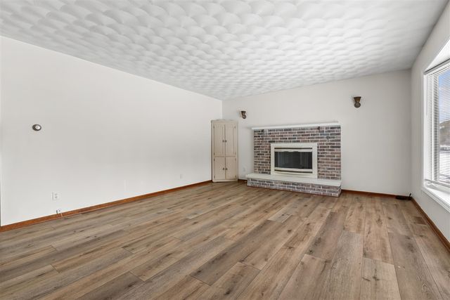 29324 58th Avenue, Paw Paw, MI 49079