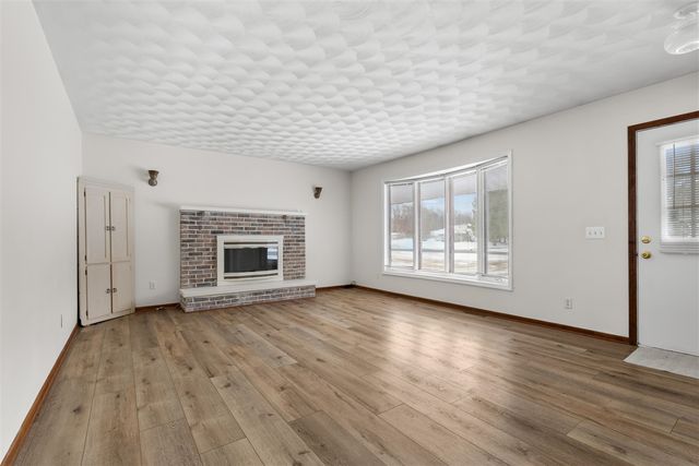 29324 58th Avenue, Paw Paw, MI 49079