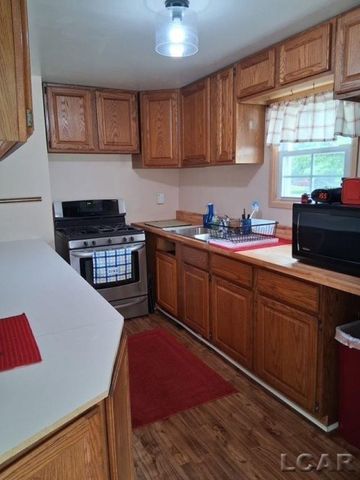 10505 Hall Road, Whitmore Lake, MI 48189