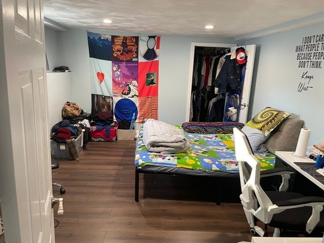 12 Heritage Ln, Saugus, MA 01906