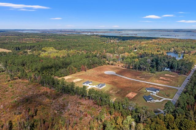 1601 Old River Road, Elloree, SC 29047