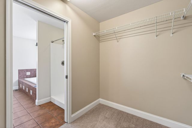 197 Rustling Oaks Dr, Sparta, TN 38583