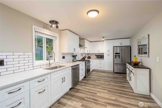 1335 McLeod Road, Bellingham, WA 98226