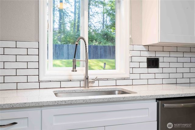 1335 McLeod Road, Bellingham, WA 98226