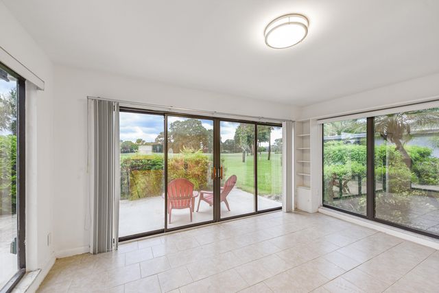 13867 Eastpointe Way, Palm Beach Gardens, FL 33418