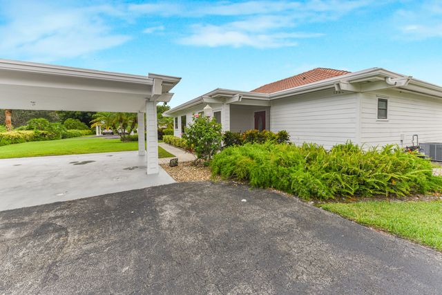13867 Eastpointe Way, Palm Beach Gardens, FL 33418