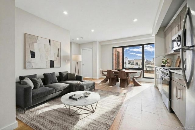 444 Graham Avenue 5K, Brooklyn, NY 11211