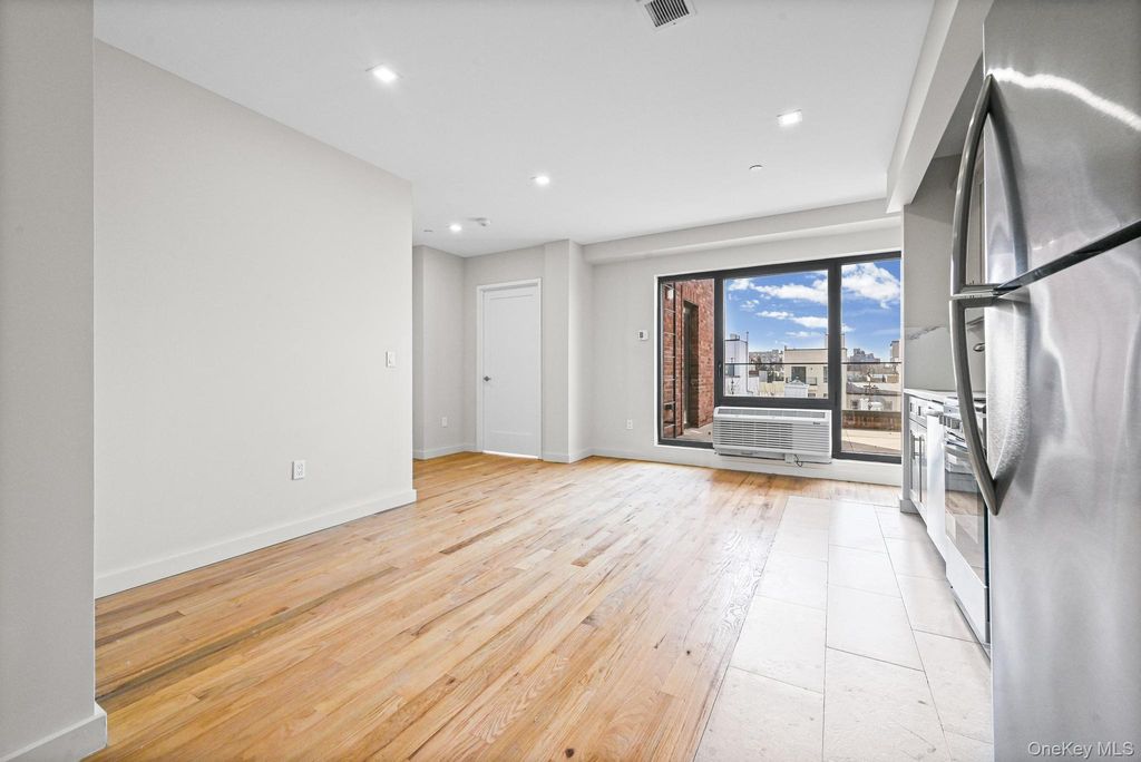 444 Graham Avenue 5K, Brooklyn, NY 11211
