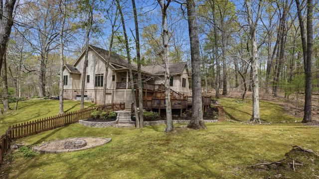 240 Lake Hills Rd, Tullahoma, TN 37388