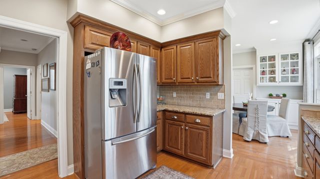 240 Lake Hills Rd, Tullahoma, TN 37388