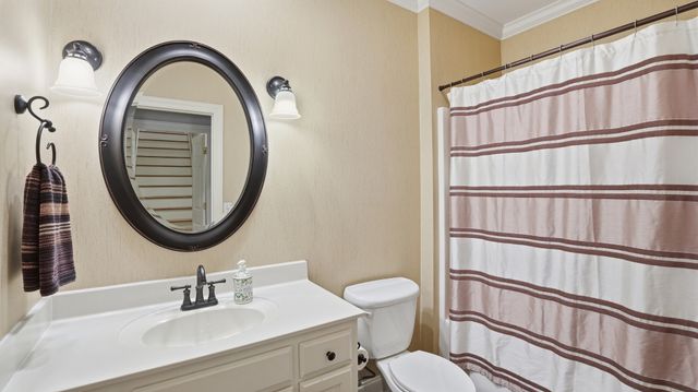 240 Lake Hills Rd, Tullahoma, TN 37388
