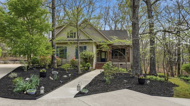240 Lake Hills Rd, Tullahoma, TN 37388