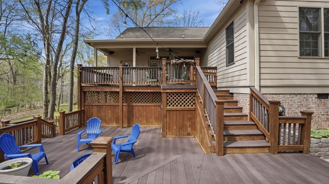240 Lake Hills Rd, Tullahoma, TN 37388