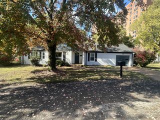 2 McKendree Ct, Hermitage, TN 37076