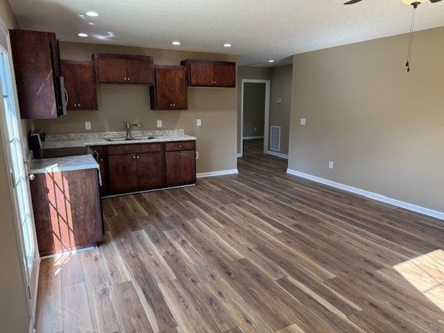 206 Hotel St, Decherd, TN 37324