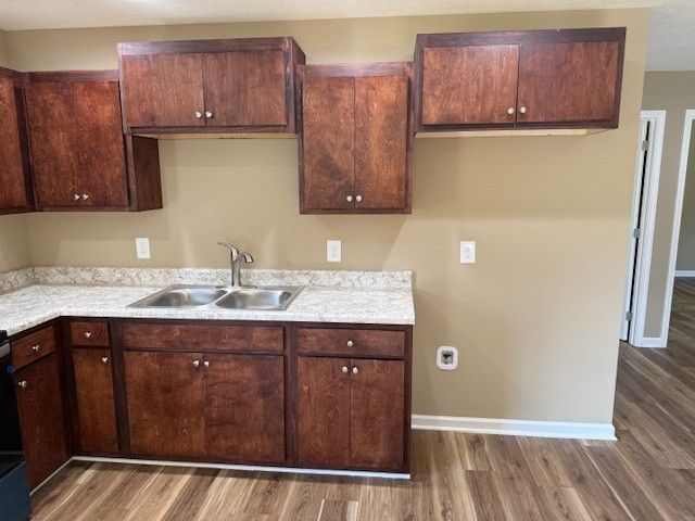 206 Hotel St, Decherd, TN 37324