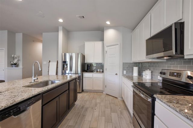 21510 Paine Ave, Lago Vista, TX 78645