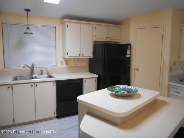 15084 Brookridge Boulevard, Brooksville, FL 34613