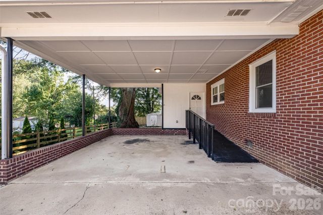 901 W Elm Street, Shelby, NC 28150