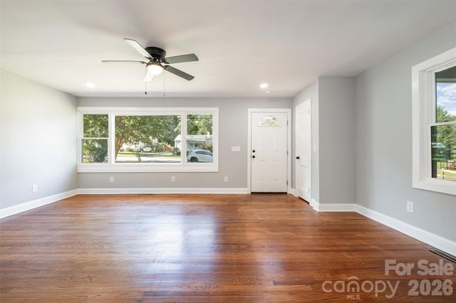 901 W Elm Street, Shelby, NC 28150