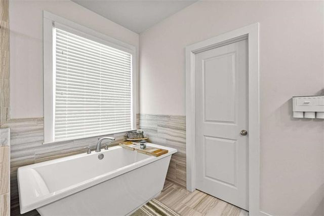 210 Manchester Lane, Villa Rica, GA 30180
