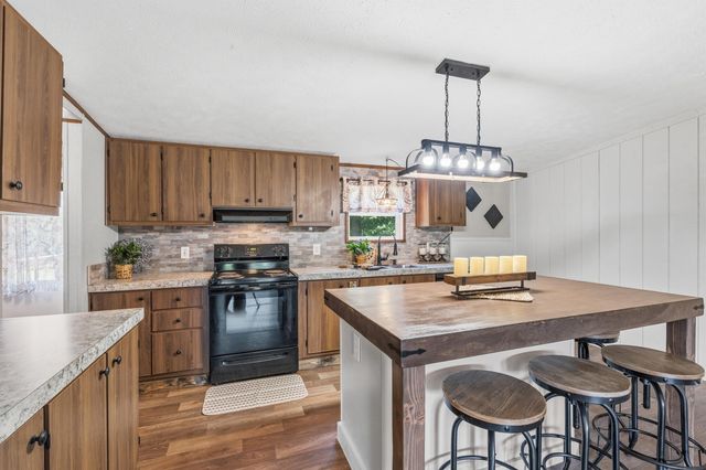 3691 Nichols Hwy., Galivants Ferry, SC 29544