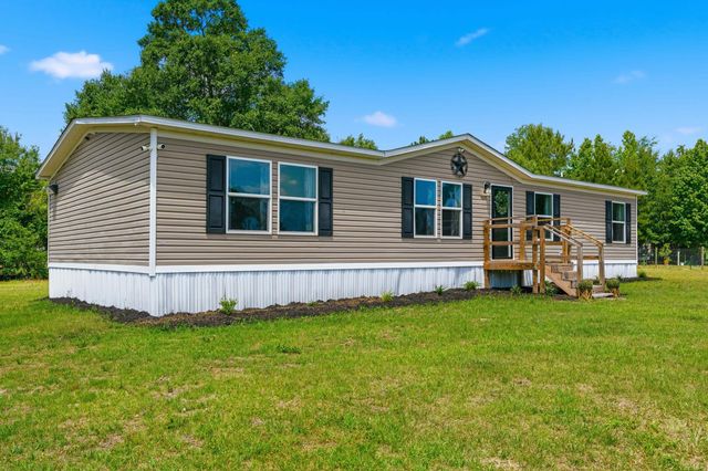 3691 Nichols Hwy., Galivants Ferry, SC 29544