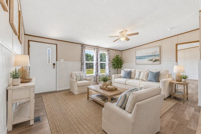3691 Nichols Hwy., Galivants Ferry, SC 29544