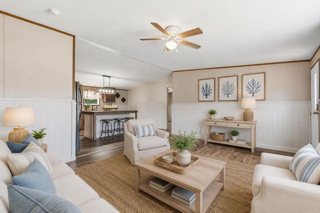 3691 Nichols Hwy., Galivants Ferry, SC 29544