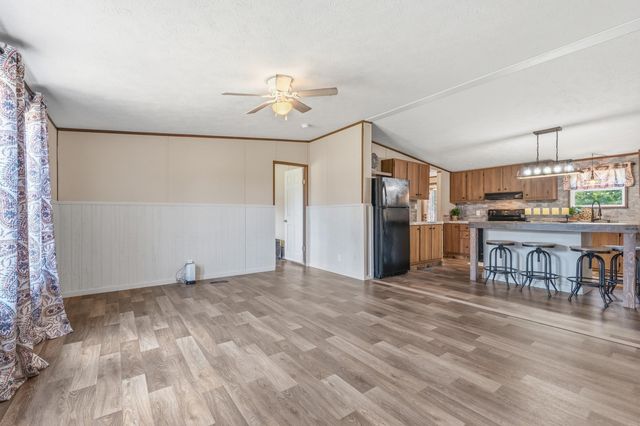3691 Nichols Hwy., Galivants Ferry, SC 29544
