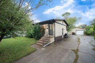 2273 S Glenn St, Wichita, KS 67213