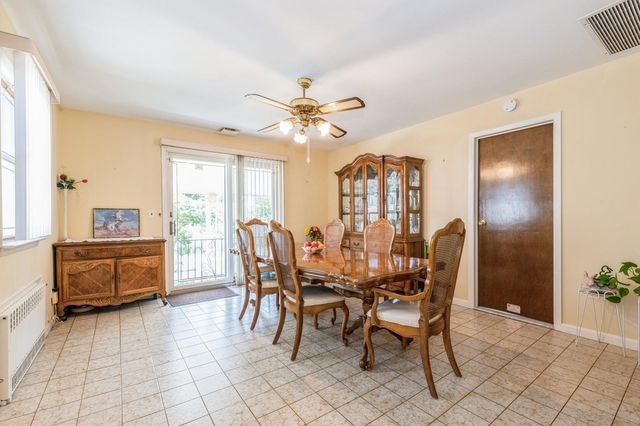 185 Emerson Place, Valley Stream, NY 11580