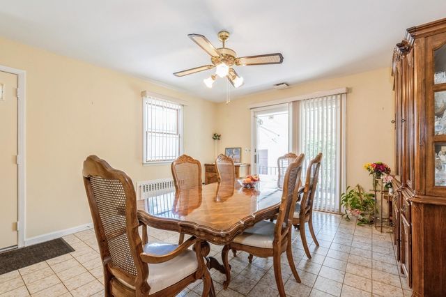 185 Emerson Place, Valley Stream, NY 11580