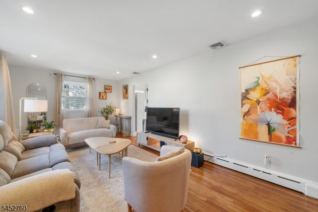 343 Delawanna Ave, Clifton City, NJ 07014