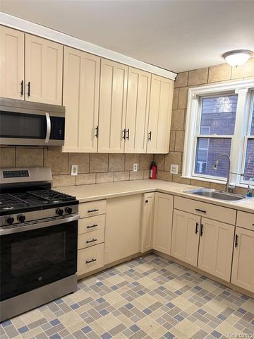 17354 Warrington Drive, Detroit, MI 48221