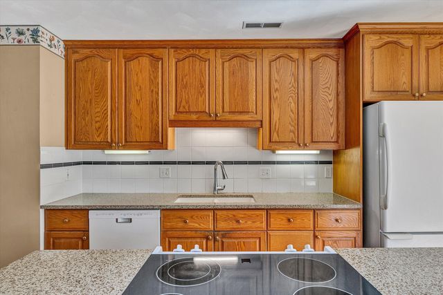 6595 Pencheck CIR, Roanoke, VA 24018
