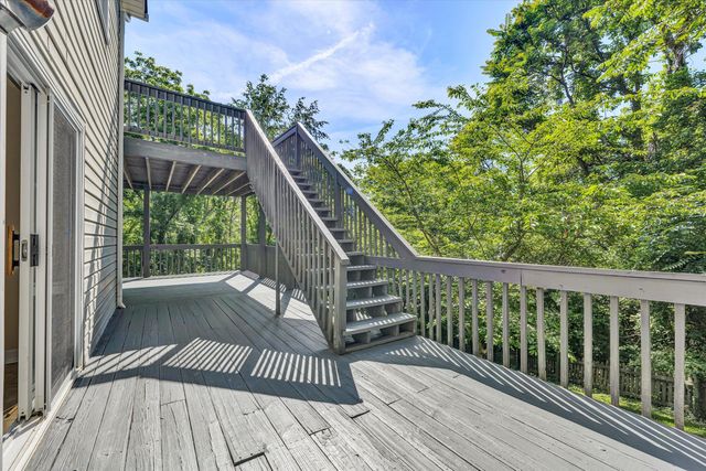 6595 Pencheck CIR, Roanoke, VA 24018