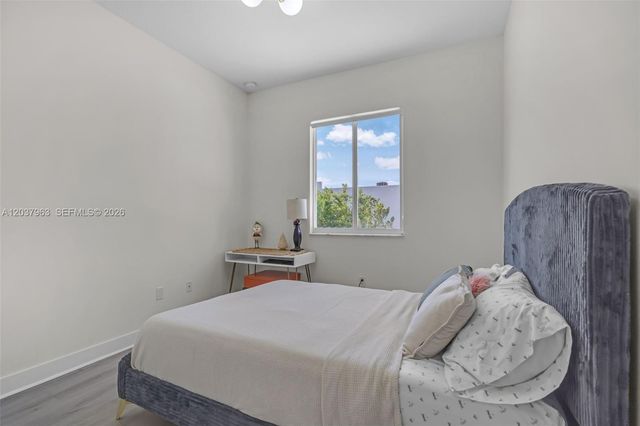 10365 NW 66th St, Doral, FL 33178