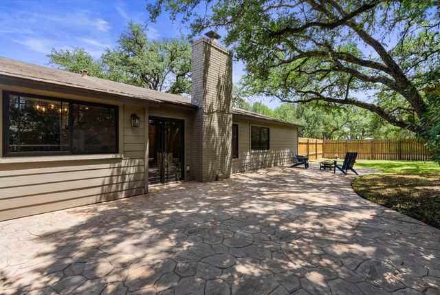 7906 Wycombe-A DR, Austin, TX 78749