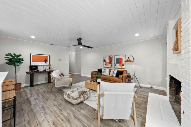 7906 Wycombe-A DR, Austin, TX 78749