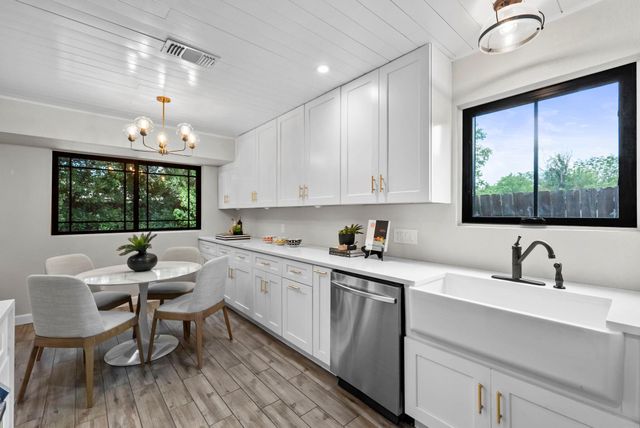 7906 Wycombe-A DR, Austin, TX 78749